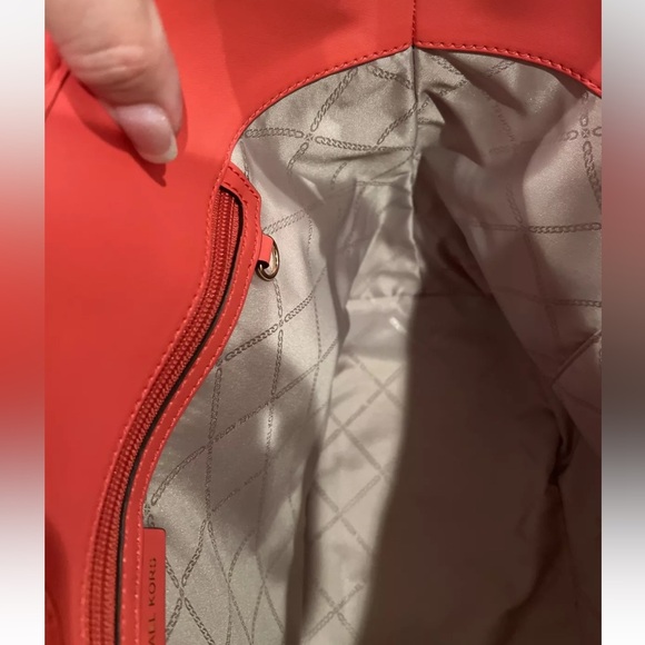 Michael Kors Carter Bag Large Tote in Dahlia Orange and Brown $258 - Picture 10 of 10